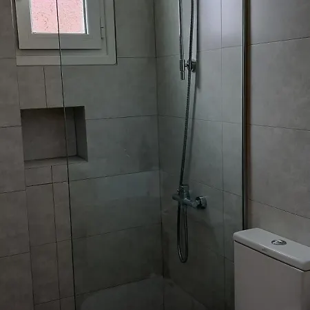 Raisakis Apartment