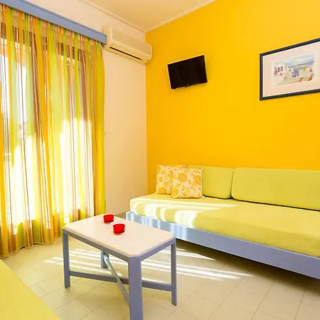 Apartment Raisakis Agia Marina (Crete)