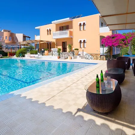 Raisakis Apartment *